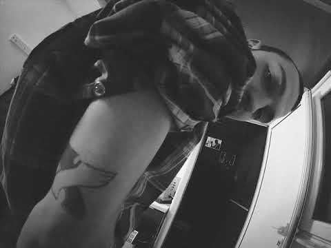 Бомбата ft. STARTERAs - Камуфалш (Prod. by STARTERAs)