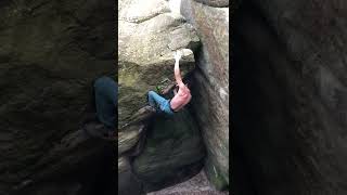 Video thumbnail of Chaos, 8b. Fontainebleau