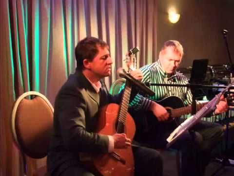 Ēriks Loks-Pa mazu, mazu spraudziņu