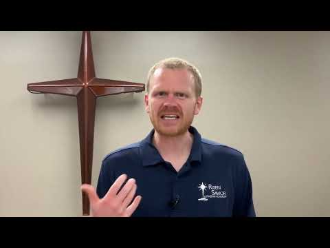 Clothes to point to Christ // Exodus 28:4 // Risen Savior