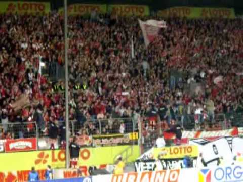 Mainz 05 - SV Wehen Wiesbaden: Stimmung im Stadion (2008-10-06)