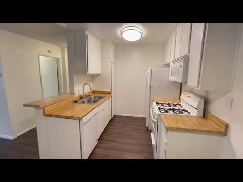 PL10085 - Modern Bright Upper 1 Bed + 1 Bath Apartment For Rent in Toluca Lake!