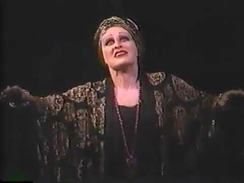 Glenn Close, Sunset Bolevard 1994, Broadway, Pro Shot Clips