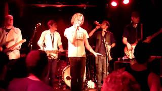 Describing The Sky [HD], by Big D And The Kids Table (@ Winston, 2010)