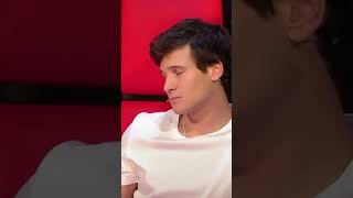 Download lagu Mysterious Kid has the BEST Voice #TheVoice​​​​​​​​ #TheVoiceKids #BlindAuditions mp3