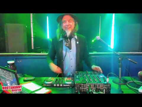 Hoots TV: DJ Chris Tofu