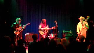 Kim Lenz and the Jaguars-Devil On My Shoulder.MP4