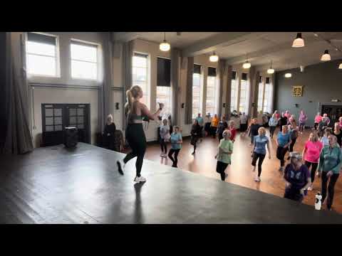 Zumba Gold ®️ Fun pop track - We’re on our way - LONIS and Daphne Willis