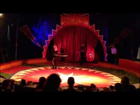 Hula hoop act by Alexandra 1199 / www.maximaaa.com