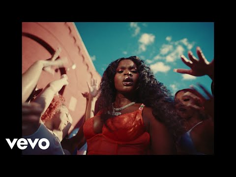 ScarLip - She's Hot (Official Music Video)