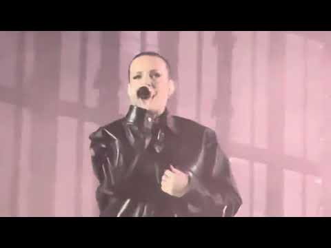 Tove Lo & Dom Dolla at Los Angeles State Historic Park - HABITS (STAY HIGH) and CAVE