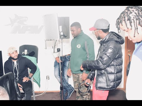 EAT - Velle Vell x Gwapo Chapo x Kash Krane x Axion x Hundo x Foreign x L Boog x Gutta x Big Frank