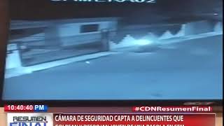 Cámara de seguridad capta a delincuentes que golpean y despojan a joven de una pistola en SFM