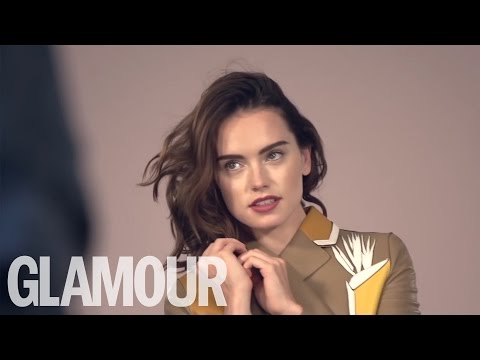download lagu mp3 mp4 Daisy Ridley Beautiful, download lagu Daisy Ridley Beautiful gratis, unduh video klip Daisy Ridley Beautiful