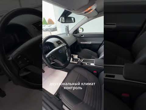 фото volvo v50 i рестайлинг 0