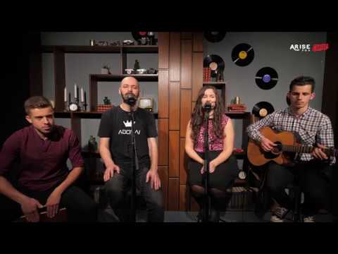 Larisa Pantea & Adi Kovaci | Mergi 'nainte