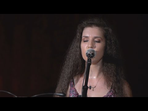 Σμυρνέικο Μινόρε (Γ. Γιοβανίκα) - Μαρία Παπαχριστοδούλου