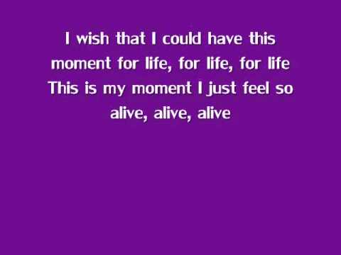 Moment 4 Life- Nicki Minaj ft. Drake [Lyrics]