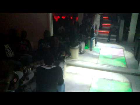 DJ MAXIOU ( CHIPOLOLO) en Pleine demo