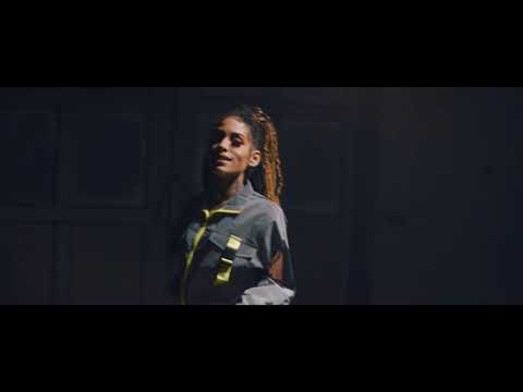 Neisha Neshae - Can't Let It Go (Official Music Video)