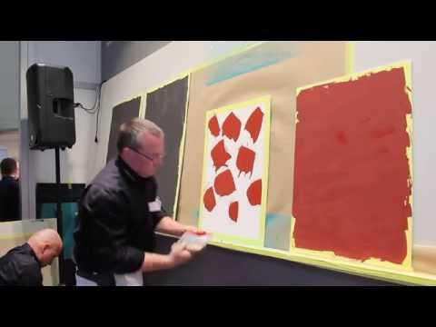 Andre Dühlmeyer und Carsten Schmidt zeigen kreative Putz-Techniken von Caparol