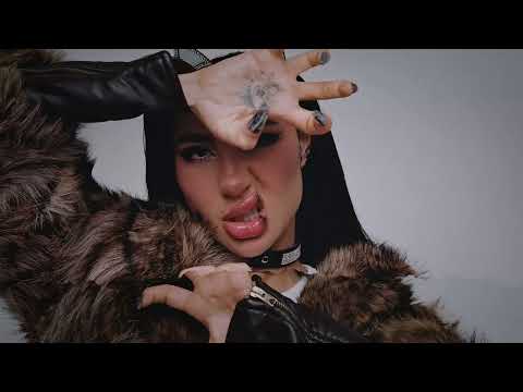 Nakary - Gatita Fiera (Official Lyric Video) #GatitaFiera #Nakary