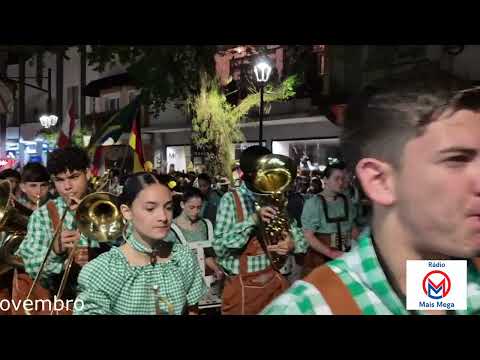 Desfile oktoberfest quarta feira dia 22 10 2025