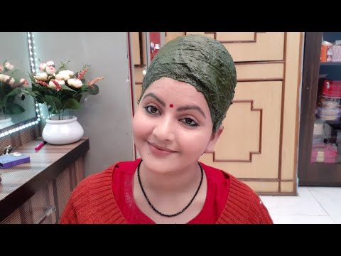 बालों में ब्रश से मेहंदी लगाने का सबसे आसान तरीका | how to apply henna paste in hair at home | RARA Video
