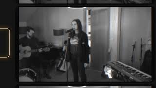 Musik-Video-Miniaturansicht zu What's Up? Songtext von Amy Macdonald