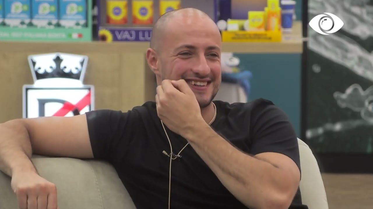 Historitë që u kujton banorëve fotoja e çiftit