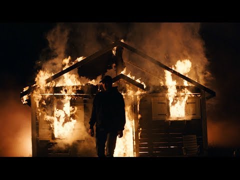 Casper - Lass sie gehen feat. Ahzumjot & Portugal. The Man  (official video)