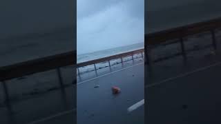 Yakakent’te Deniz Yola Taştı!