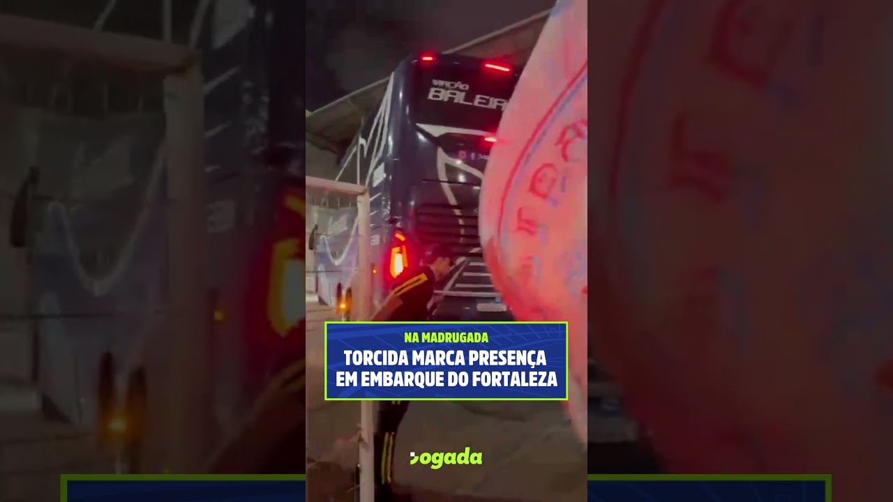 Imagem da notícia Torcida do Fortaleza marca presença em embarque após problema no avião