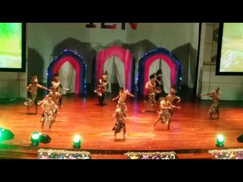 Mozambique dancing performance in ICN 2015