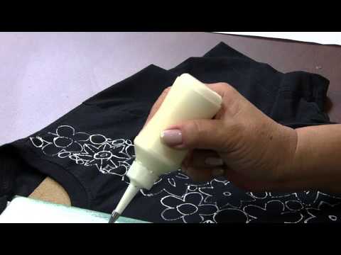 Mulher.com 12/02/2014 Customização de camiseta com desenho de renda - Julia Passerani -(Bloco 1/2)