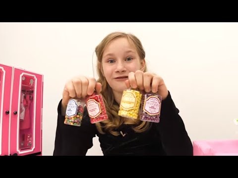 Кукла Барби и Конфеты для исполнения желаний! Sweet Bar - Видео для девочек