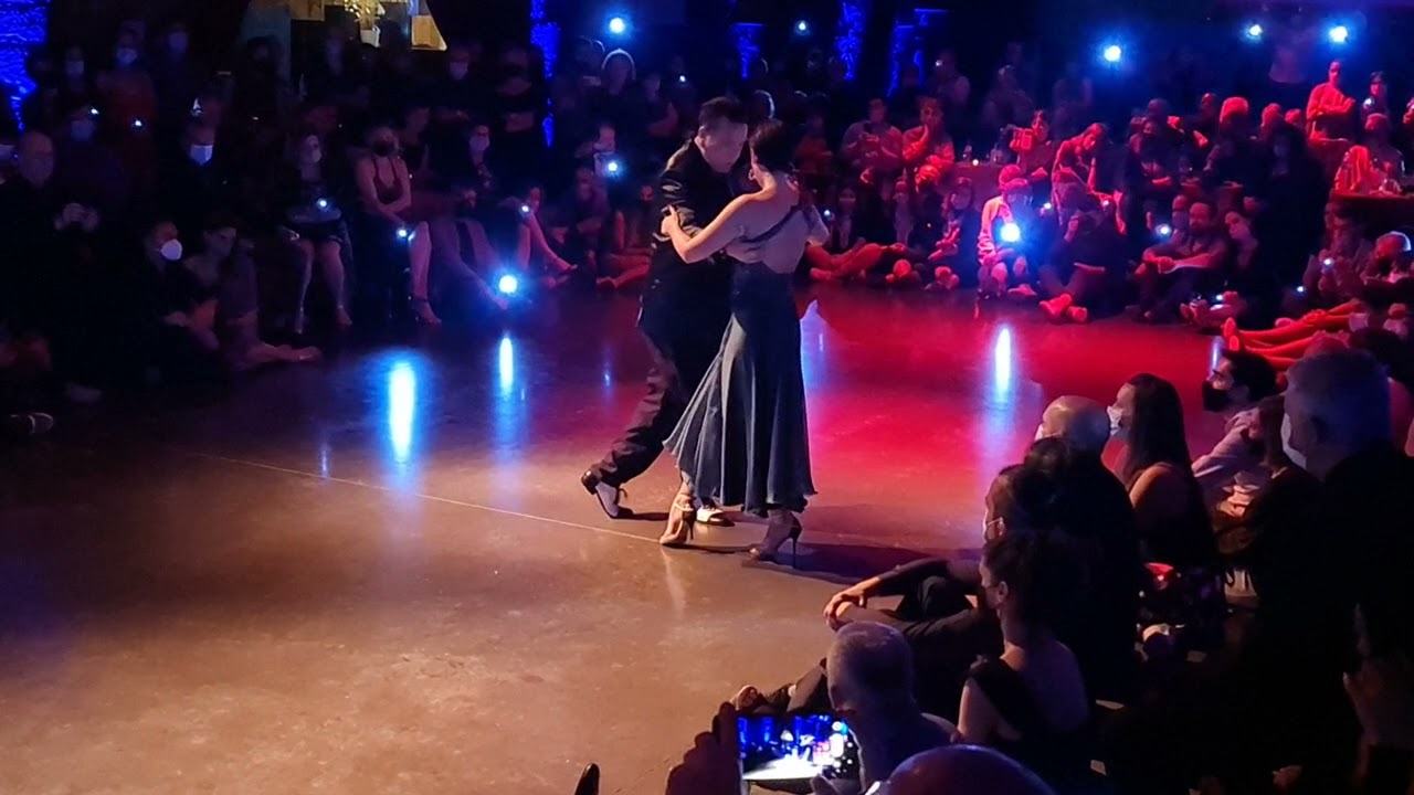 Juana Sepúlveda y Chicho Frúmboli.  El día que me quieras - ¿ ?  MAA Nov'21