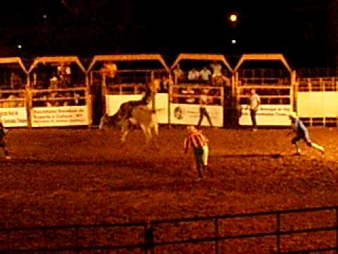 Rodeio-Primeiro Rodeio Internacional De Bravos De Santa Clara-MT 246(Nilson Da Siva).avi