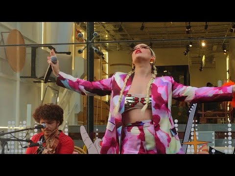 natascha falcão @ westwing: insinanças / banho de flor / coco que eu sei /por que (abertura do show)