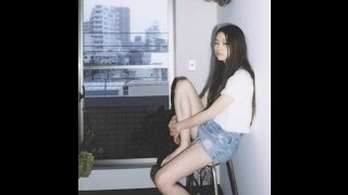 Rina Katahira - Kono Namida wo Shiranai - Portada de Sencillo - Análisis Fotográfico