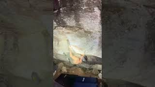 Video thumbnail of Capa del Gato, V10. Cocalzinho de Goiás