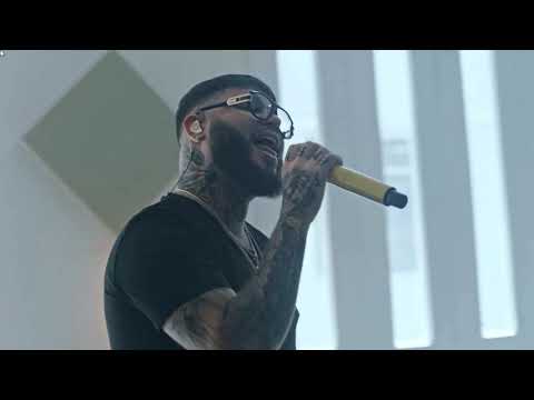 Videoclip de Deidad — Farruko