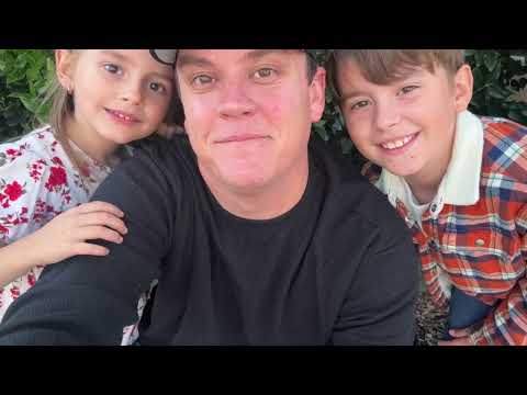 Family Christmas Party - Christmas Shopping