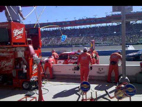 Kasey kahne pit stop auto club speedway 10/10/10
