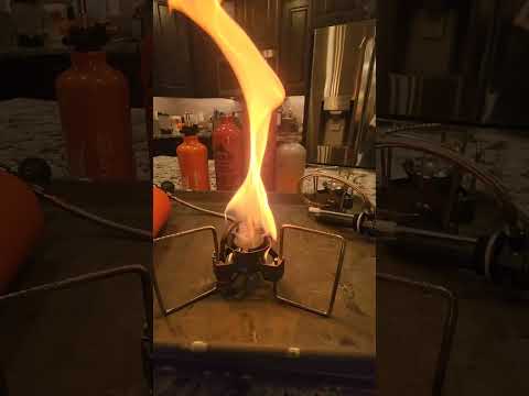 how to use a white gas stove.