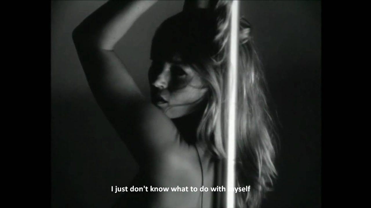 The White Stripes - I Just Don't Know What To Do With Myself [HD + Lyrics] - YouTube