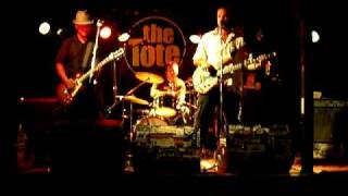 Nurnberger - Shame And Scandal In The Family (Madness cover) (The Tote, Jan 2006)