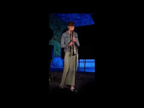 Cili Marsall im Rosengärtchen in Wetzlar