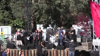 &quot;Heart Like A Wheel&quot; by Kate McGarrigle performed at Hardly Strictly Bluegrass 2013