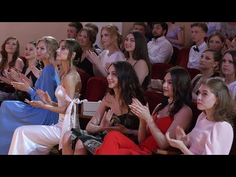 Выпускникам колледжа искусств имени Н.Ф. Соколовского торжественно вручили дипломы видео